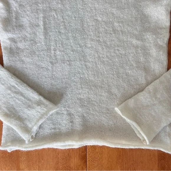 Brandy Melville V-Neck Sweater - Picture 2 of 5